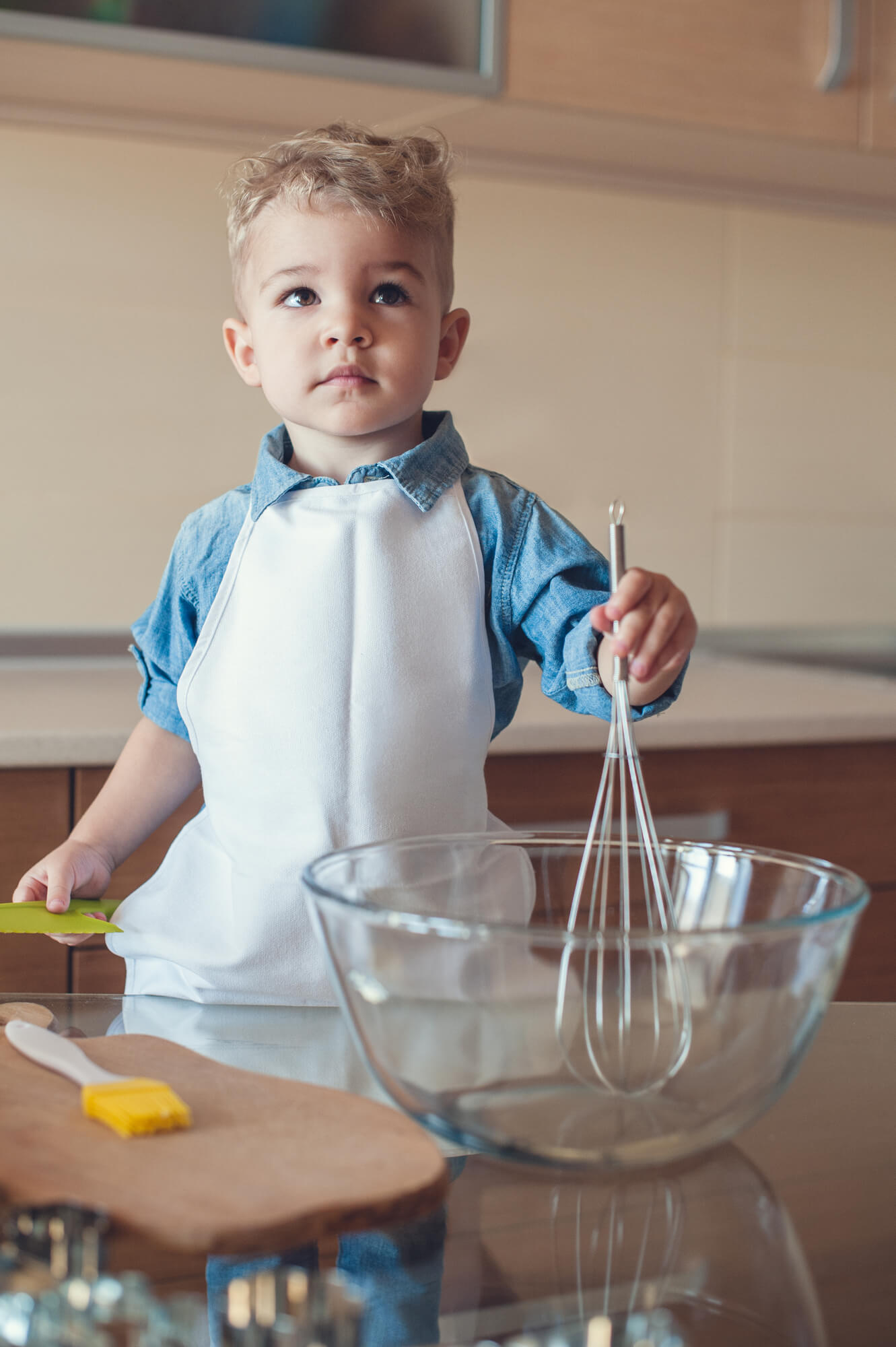 Parenting toddlers focuses on picky eaters, respect, anxiety and bedtime routines. All from experts.