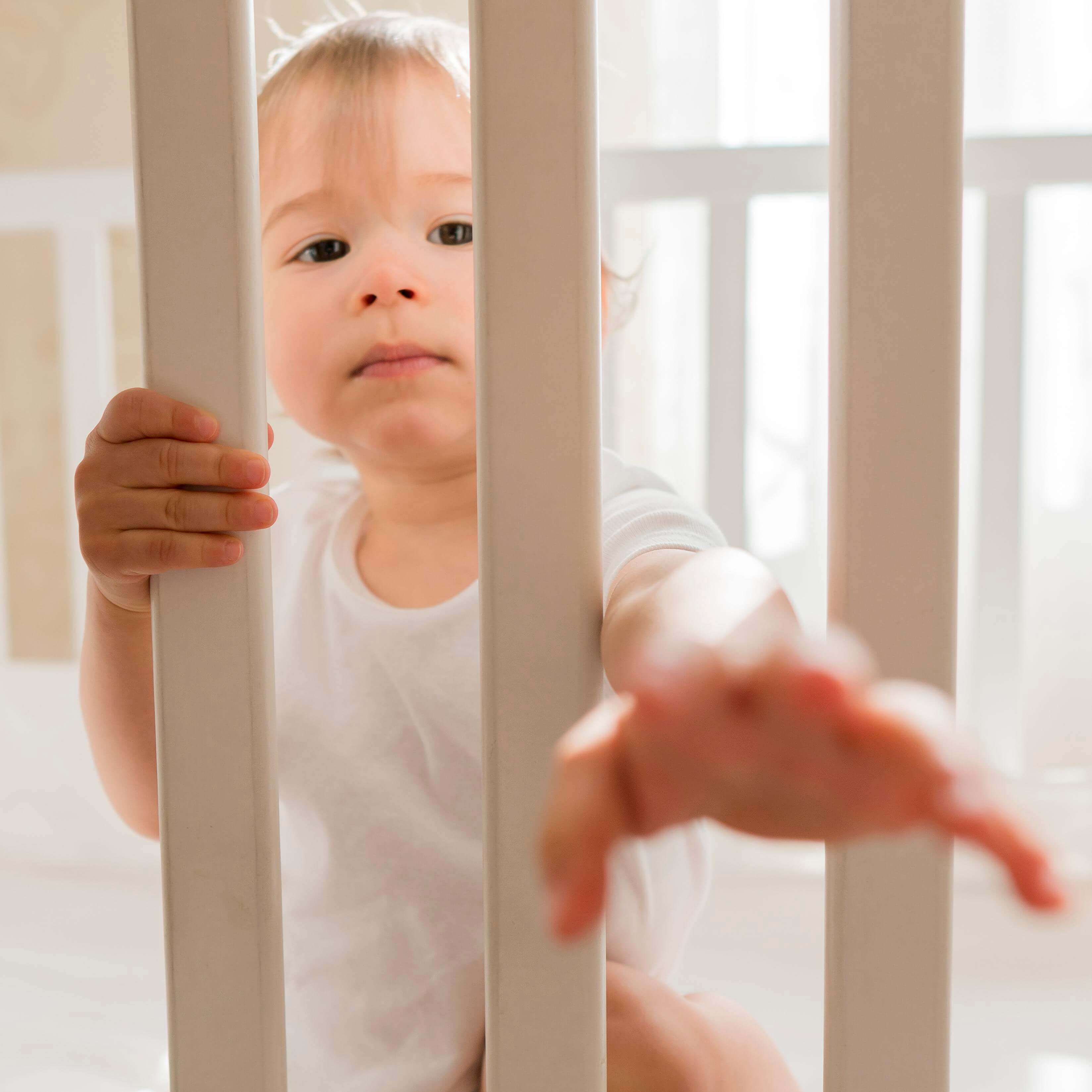 Separation anxiety in babies is natural, but can be challenging. With the right knowledge and strategies, you can navigate this period smoothly. 